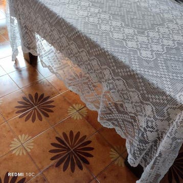 Nappe - 260 cm - 200 cm - Table en dentelle modane., Antiquités & Art