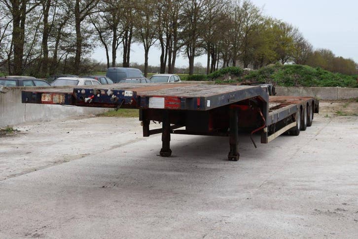 Veiling: Semi-Dieplader Nooteboom OSD-48-03 2005, Auto's, Vrachtwagens, Ophalen
