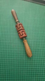 Werkgereedschap Industrieel design - reliefroller goudwiel