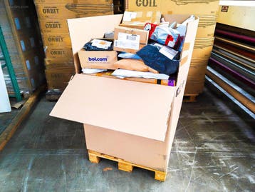 Pallet Postpakketten 135 kg, Nieuw