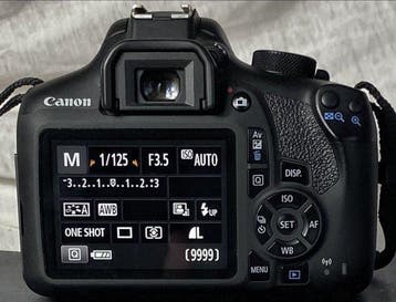 Canon EOS 1200D, EF-S 18-55mm 1:3.5-5.6 IS II en Accessoires