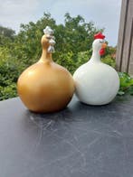 Statue, set of 2 balloon chickens - 23 cm - polyrésine