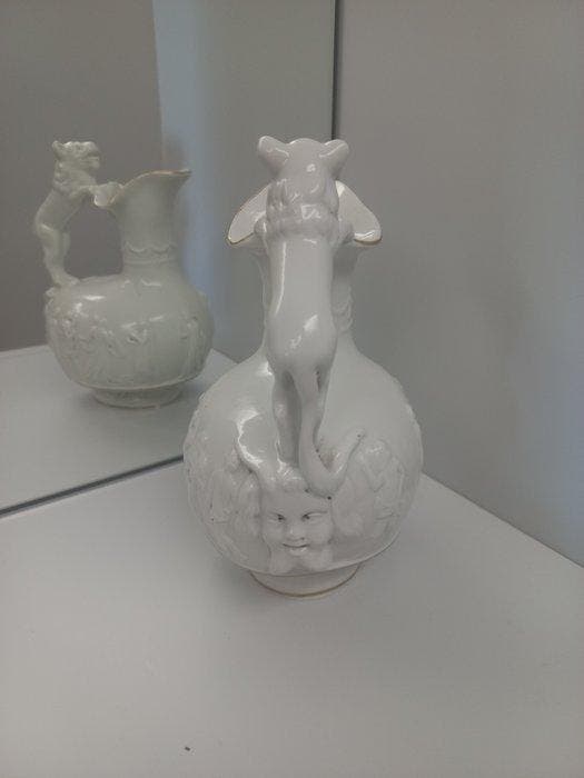 Capodimonte - Kruik - Porselein - Neoclassica, Antiek en Kunst, Antiek | Glaswerk en Kristal