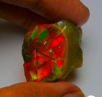 Opaal Ruwe 111,00 ct Ethiopische opaal (ruw)- 22.2 g - (2)