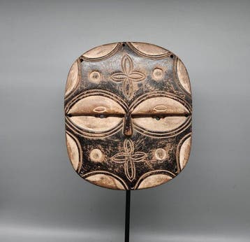 Prachtig masker - bateke (Zonder minimumprijs)