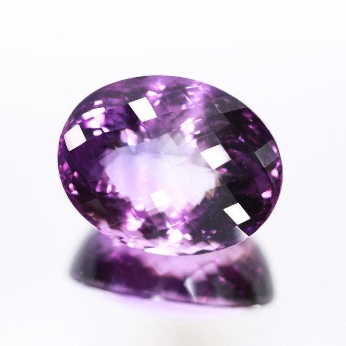 1 pcs Paars Amethist - 153.45 ct - nternational Colored, Handtassen en Accessoires, Edelstenen