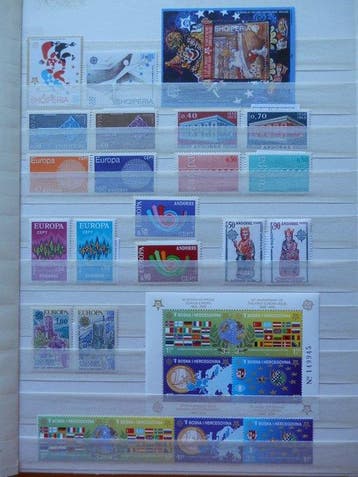 Monde 1963/2006 - EUROPA CEPT : tous MNH, dans le stockbook, Timbres & Monnaies