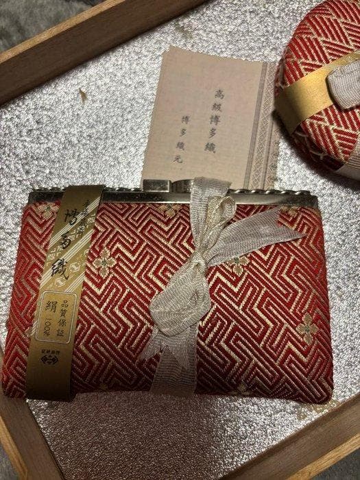 Hakata-ori () Muntportemonnee & Handspiegel-Set —, Antiek en Kunst, Antiek | Overige Antiek