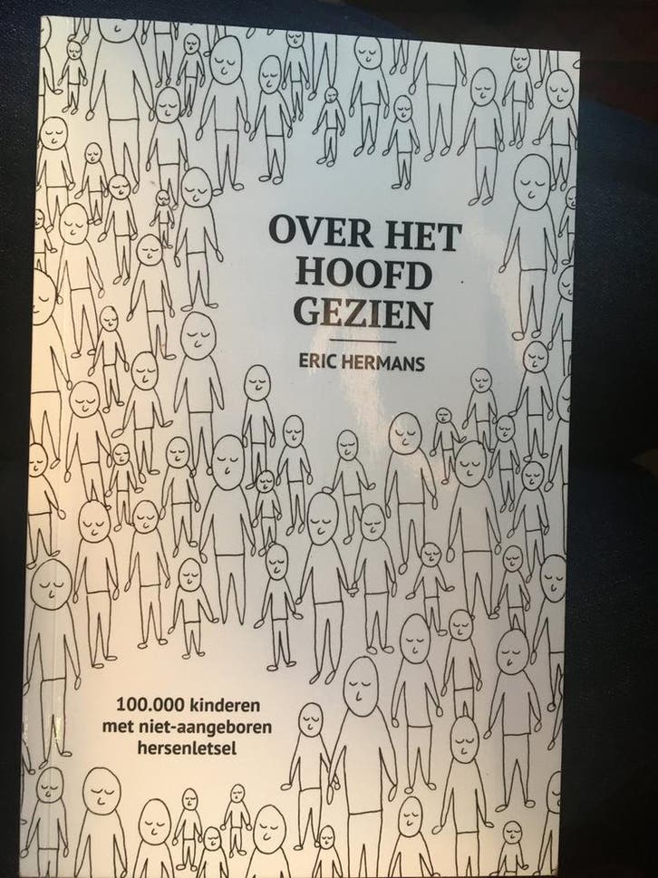 Over het hoofd gezien, Eric Hermans 9789463457941, Livres, Politique & Société, Envoi