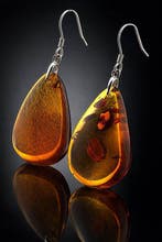Barnsteen - Baltic Amber Dangle Earrings – Golden, Antiek en Kunst