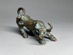 Beeldje - Bronze Bull Figurine — Antique Style Miniature