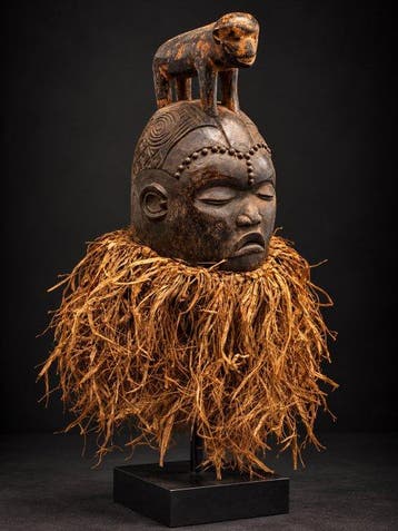 Masker - masker-helm uit Afrikaanse tribale kunst - DR Congo