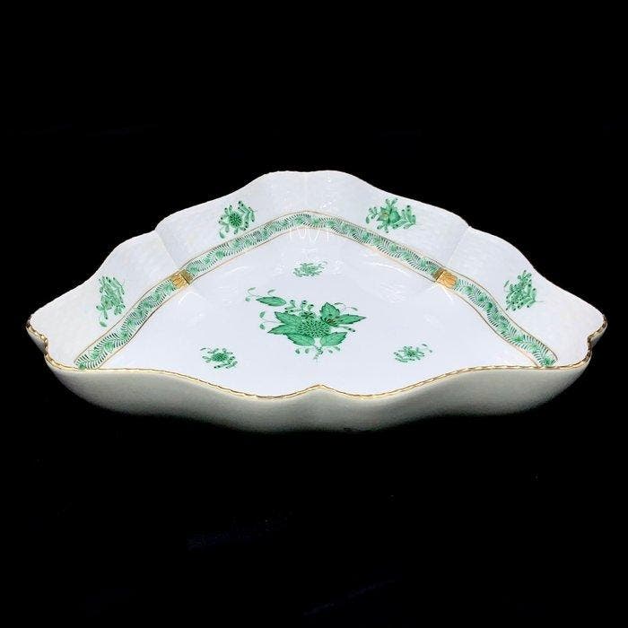 Herend - Large Triangular Serving Platter (26 cm) - Chinese, Antiquités & Art, Antiquités | Meubles | Tables