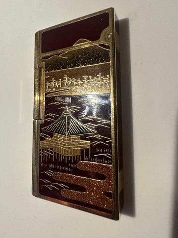Caran dAche - Briquet - Plaqué or, Émail