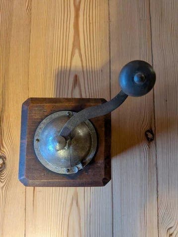 Peugeot Freres - Koffiemolen - Hout, Metaal - Peugeot
