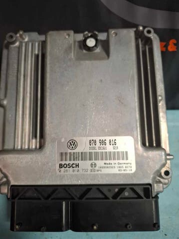volkswagen transporter t5 ECU 070 906 016. MOTORCOMPUTER..., Auto-onderdelen, Ophalen of Verzenden, Gebruikt, Volkswagen