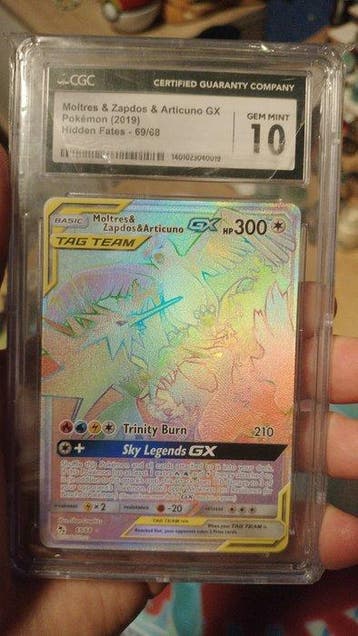 Pokémon - 1 Graded card - Moltres, Zapdos, Articuno 69/68