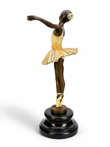 sculptuur, Bronzen ballerina op marmeren sokkel – elegante