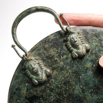 Oud-Romeins Brons Grote spiegel met bustes van Venus, Antiek en Kunst