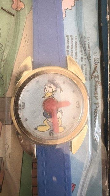 Collection darticles de marque - Montres-bracelets jouets