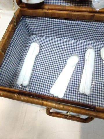Picknickmand (4) - Koffer voor picknickset met tafelgerei