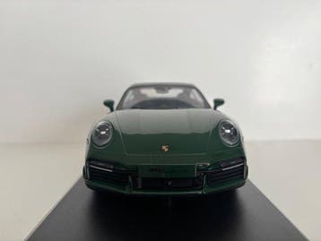 Minichamps 1:18 - Coupé miniature - Porsche 911 (992) Turbo