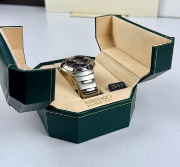 Seiko - Kinetic Auto Relay Cielo Edition” Rare Clean -