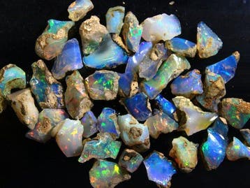 Geen reserve - ct. 60,0 Topkleur Ethiopische opaal - Ruwe
