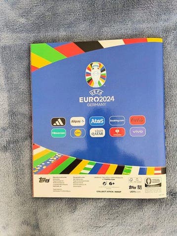 2024 Topps UEFA EURO 2024 Sticker Collection Lamine Yamal,