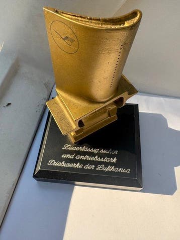 Lufthansa - Souvenirs de compagnies aériennes et daéroports