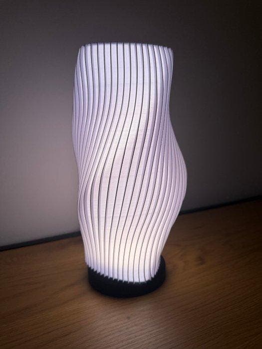 Lampada artigianale 3D - fait maison - Tafellamp - Plastic -, Antiquités & Art, Art | Objets design