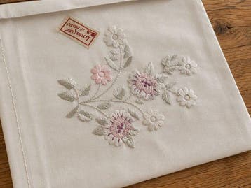 Lenzuola matrimoniale in pruro lino ricamate a mano - Drap