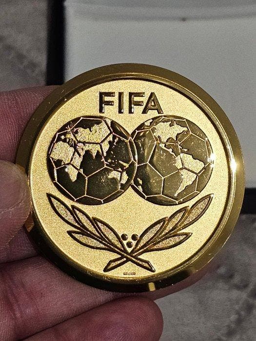 2000 - Sportbeker, Collections, Collections Autre