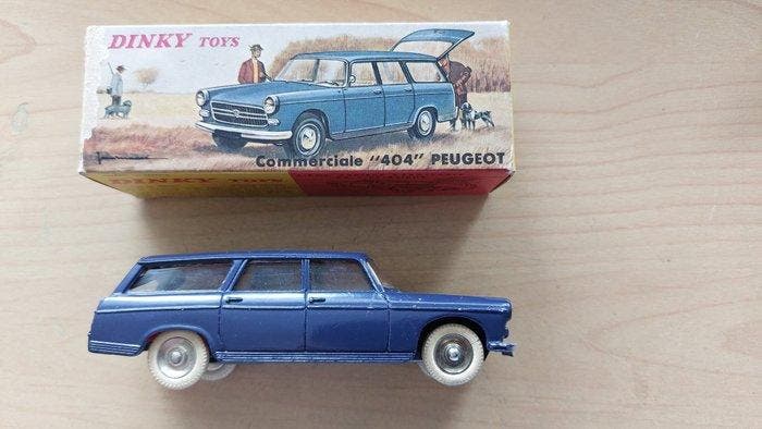 Dinky Toys 1:43 - Modelauto - Peugeot 404 Commerciale, Hobby en Vrije tijd, Modelauto's | 1:5 tot 1:12