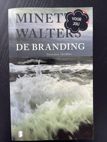 De branding 9789048002924 Minette Walters, Boeken, Verzenden, Gelezen, Minette Walters