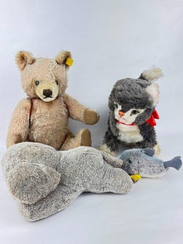 Steiff - Speelgoed Bear, Cat, Elephant, Whale - Lot of 4 x, Antiek en Kunst