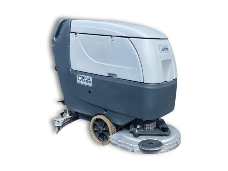 Nilfisk BA 551 D, Zakelijke goederen, Machines en Bouw | Onderhoud en Reiniging, Ophalen of Verzenden