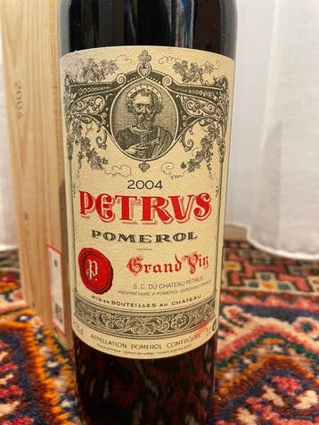 2004 Petrus - Pomerol - 1 Fles (0,75 liter), Nieuw