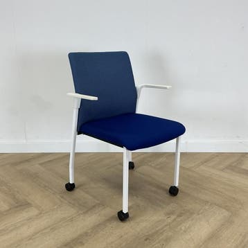 Forma 5 verrijdbare design stoel, blauw- wit, Huis en Inrichting, Stoelen, Gebruikt, Wit, Eén