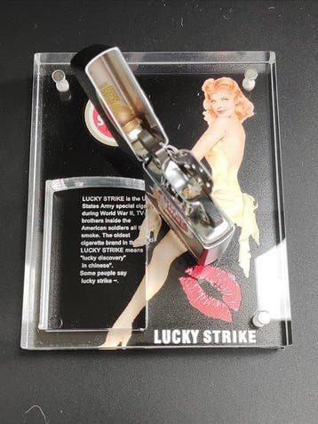 Zippo - Lucky Strike Pin-up (Rubia) - Zonder minimumprijs -, Nieuw