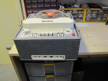 Timbra - Model B30 / Series 2S58 / Portable Mono Vacuum Tube, Audio, Tv en Foto, Nieuw