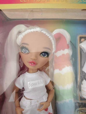 MGA Entertainment - Poupée Rainbow High Color & Create -