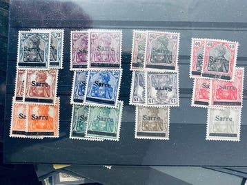 Monde - Collection / Monde chercheur, y compris les