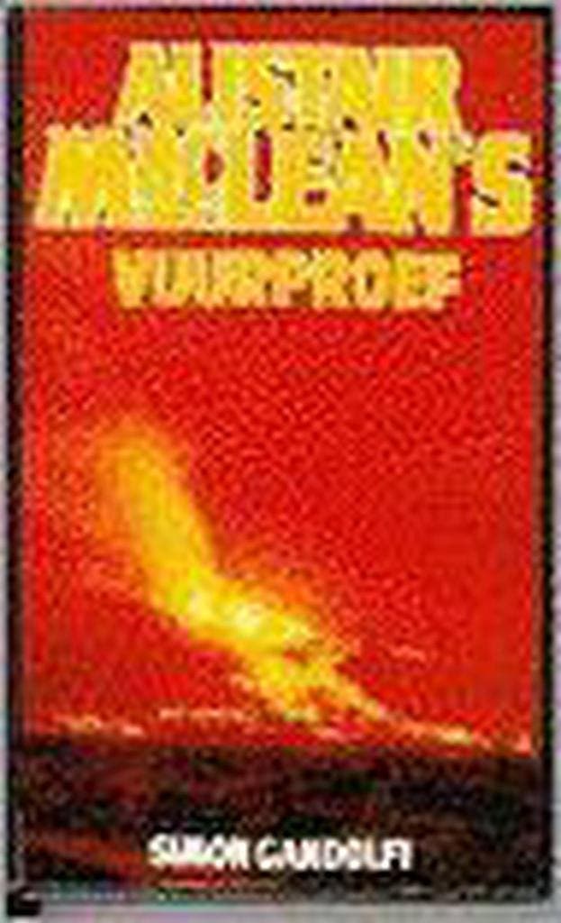 ALISTAIR MACLEANS VUURPROEF 9789022518588 Simon Gandolfi, Boeken, Thrillers, Gelezen, Verzenden