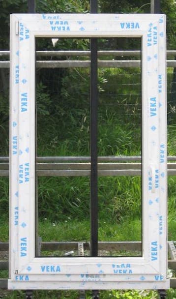 pvc raam , chassis , venster , kozijn 82 x 139 creme, 75 tot 150 cm, Kunststof, Raamkozijn, Nieuw