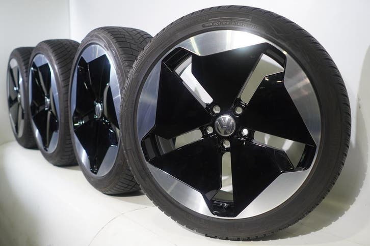 Volkswagen ID3 Sanya 20 inch velgen Vredestein Winterbanden, Autos : Pièces & Accessoires, Pneus & Jantes, Enlèvement ou Envoi