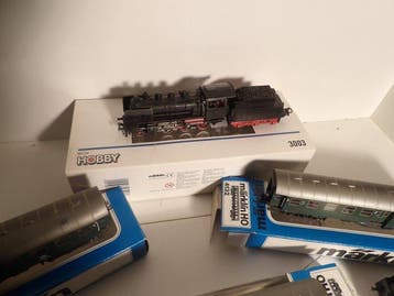 Märklin H0 - Locomotive avec tender (6) - DB