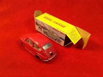 Dinky Toys 1:43 - Camion miniature - ref. #520 Fiat 600D, Nieuw