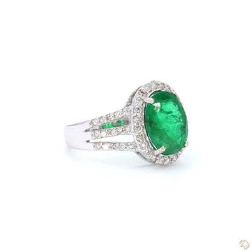 Ring - 18 karaat Witgoud - 3.43ct. tw. Smaragd - Diamant, Handtassen en Accessoires, Ringen, Nieuw