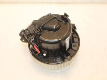 Kachel Ventilatiemotor Volkswagen Polo O148273